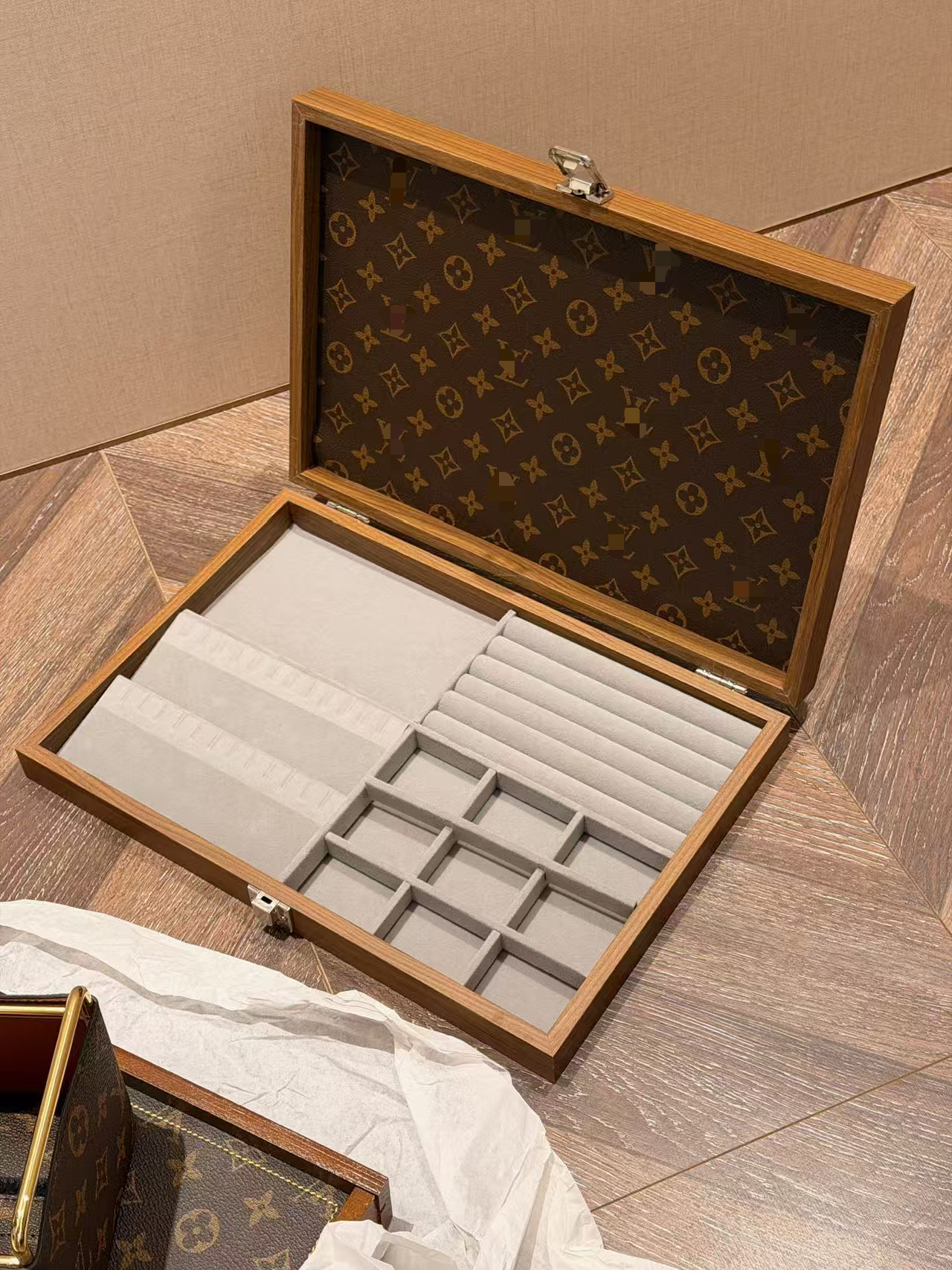 Jewelry BOX