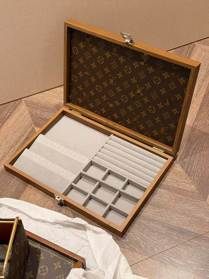 Lulu jewelry box