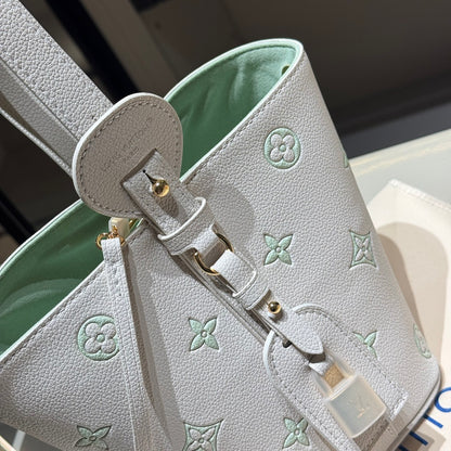 LULU -popular full-leather All in bb bucket bag, paired with a small bag
