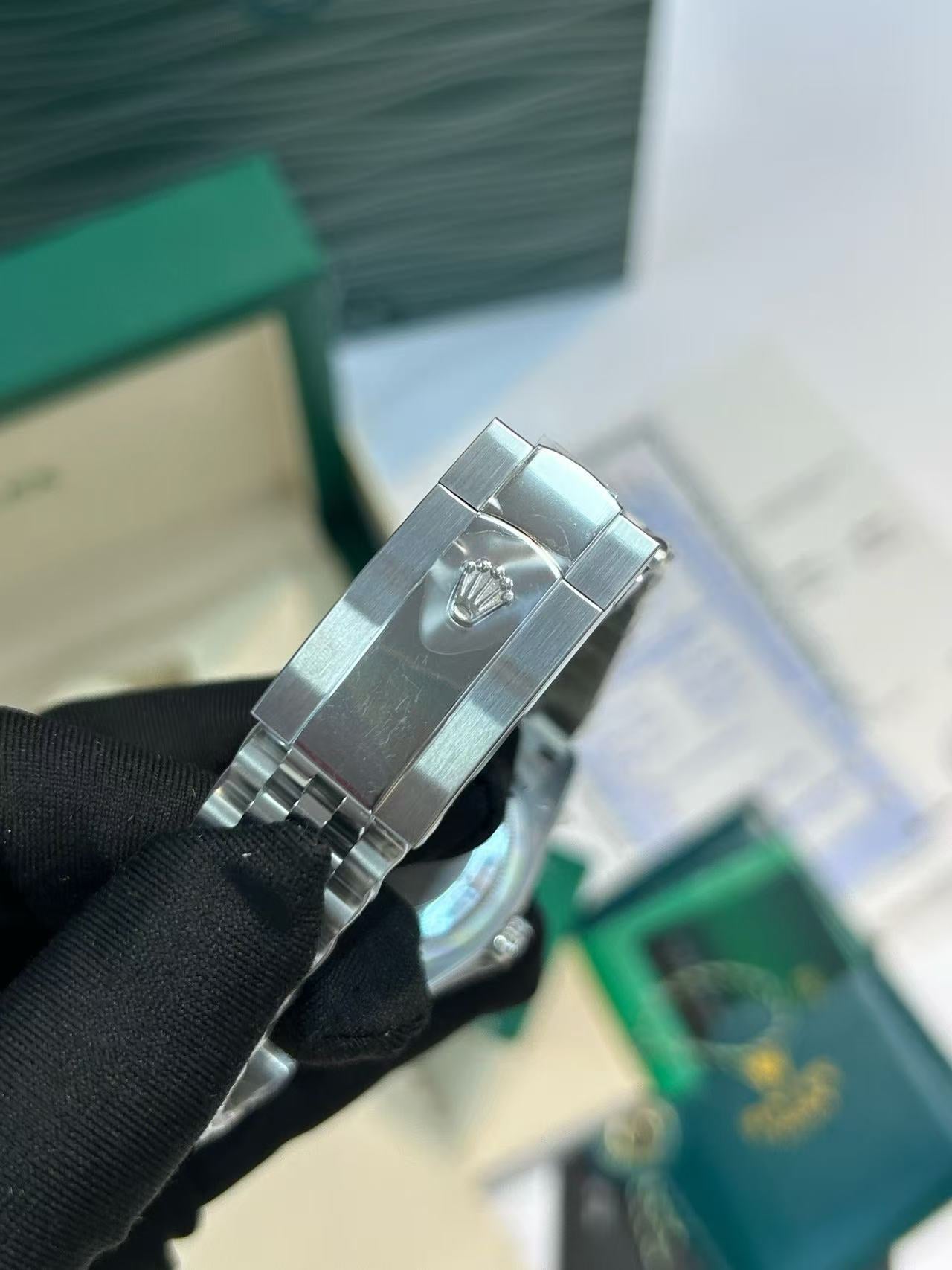 Rolex women’s watch-Datejust-silver