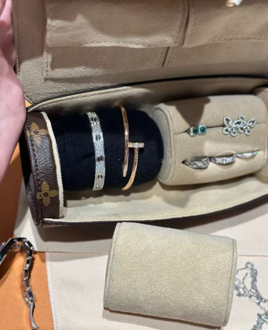 TOP Jewelry+Portable jewelry bag