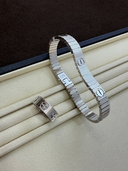 Cartier LOVE unlimited bracelet