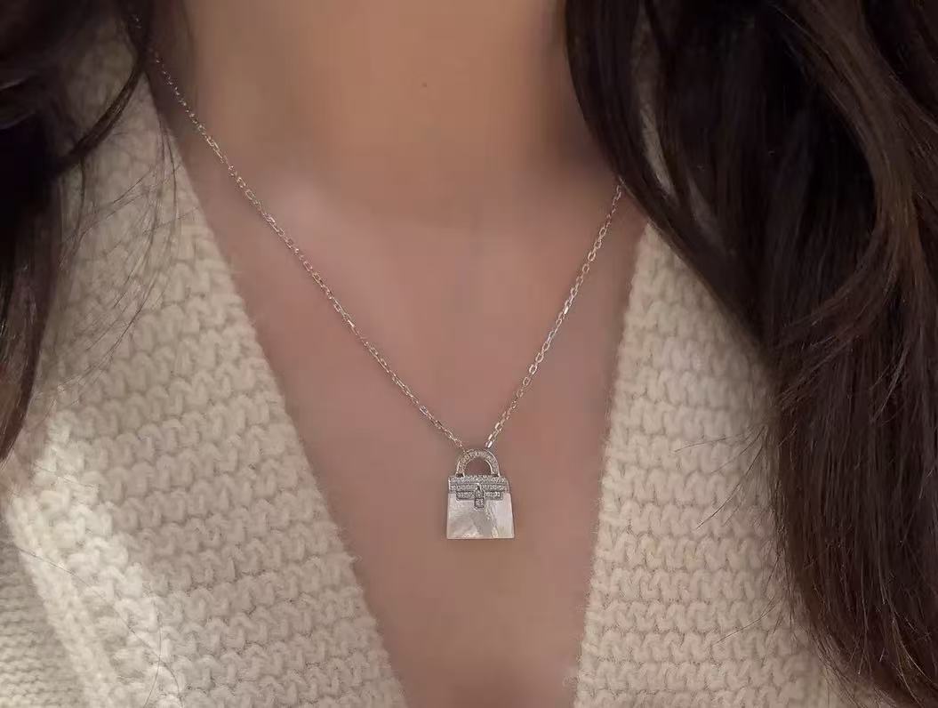 Mother of Pearl Kelly Bag Necklace