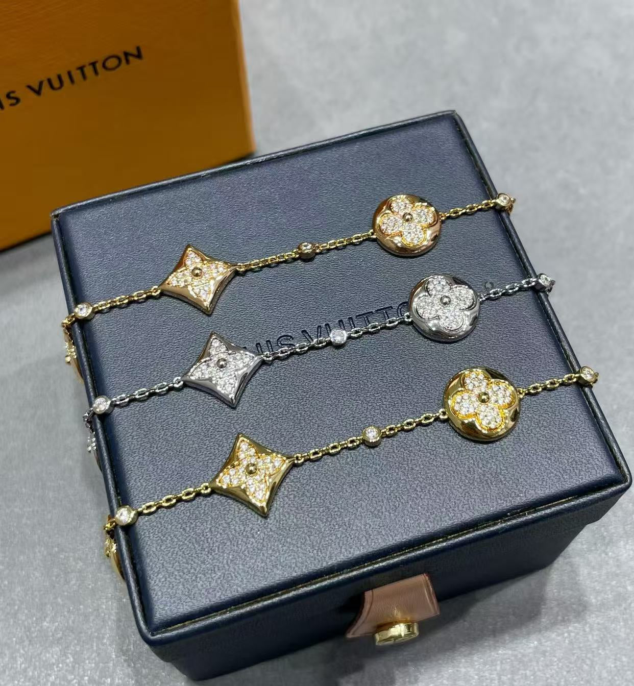 Lulu bb blossom 4 blossom  full diamond bracelet-Top tier