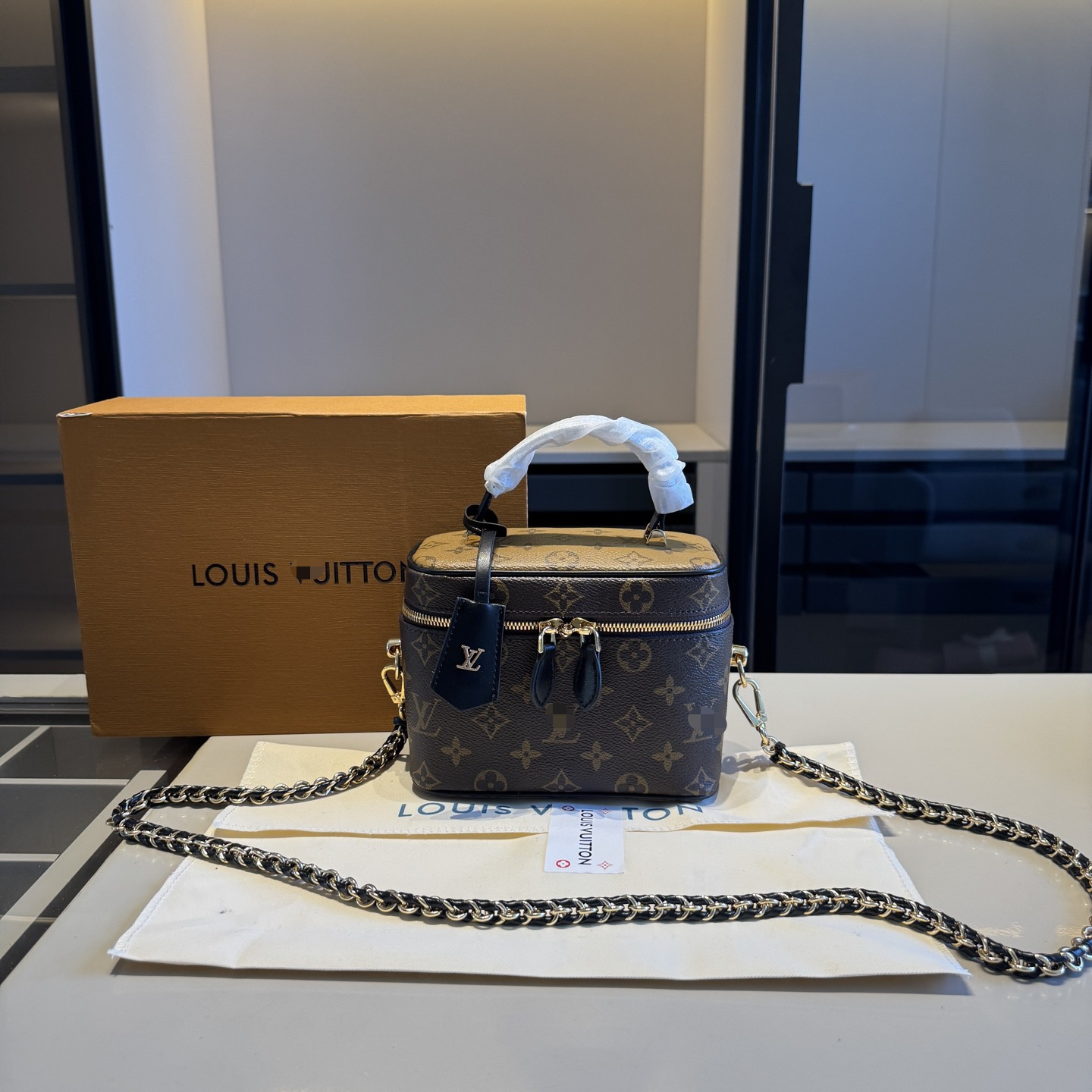 LULU-New Vanity color-block makeup bag