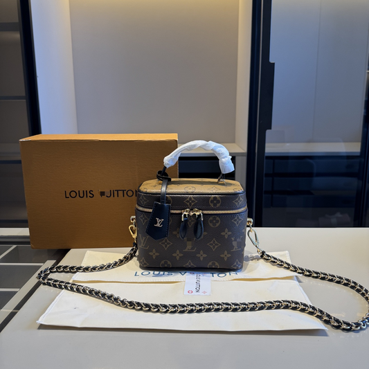 LULU-New Vanity color-block makeup bag