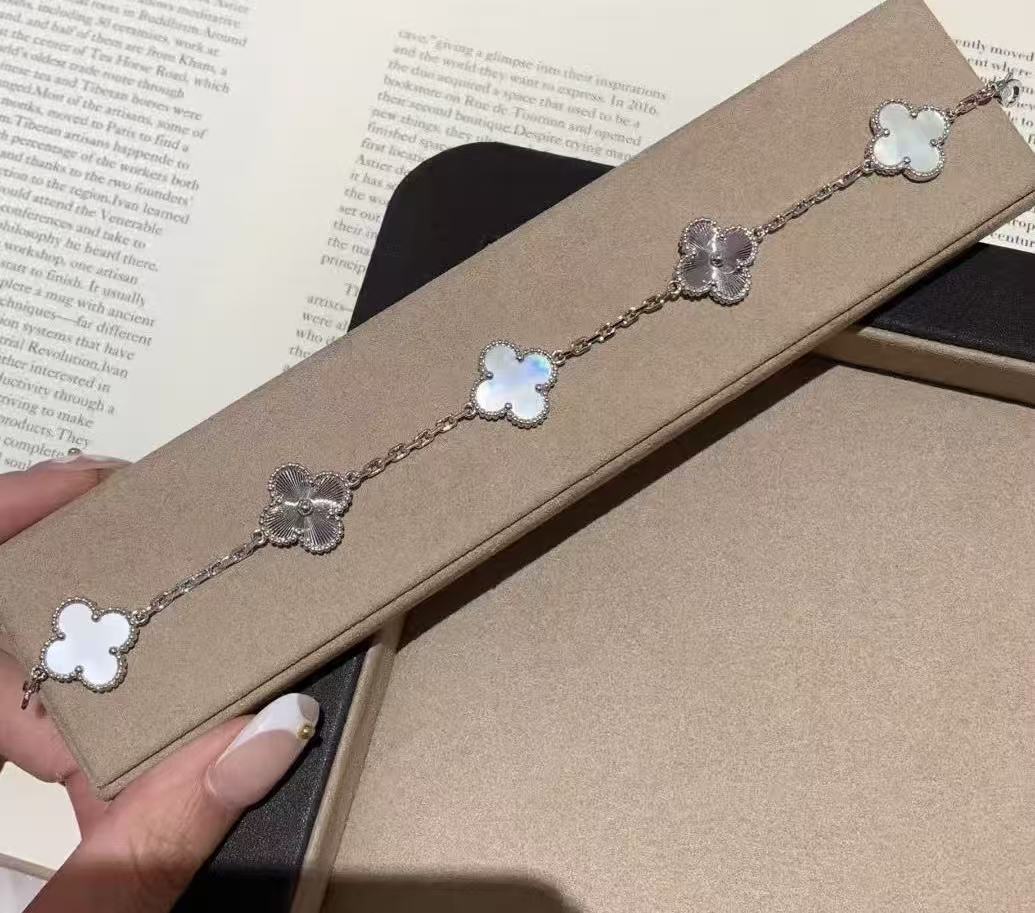 VCA 5 clover bracelet  Collection