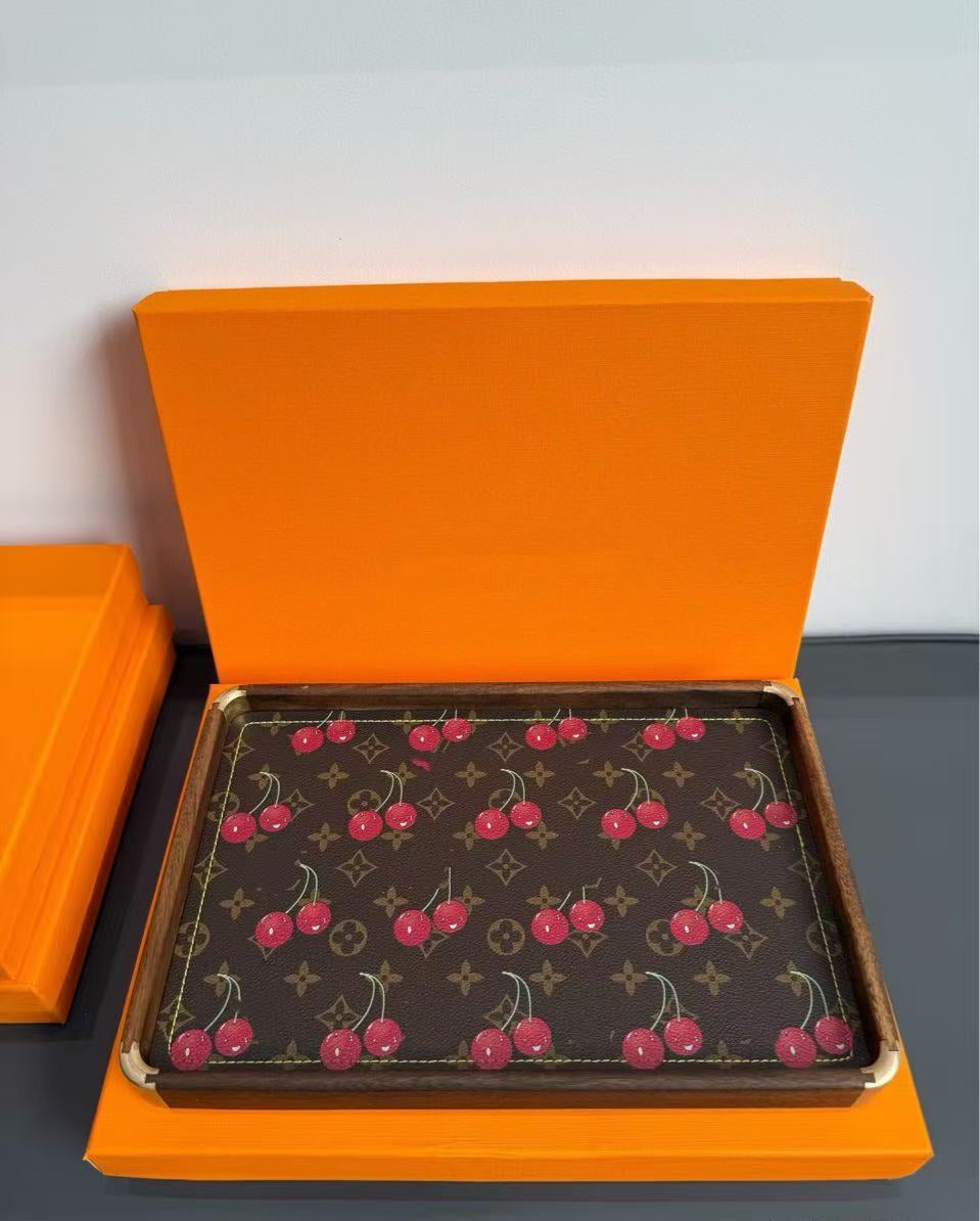 Lulu Tray