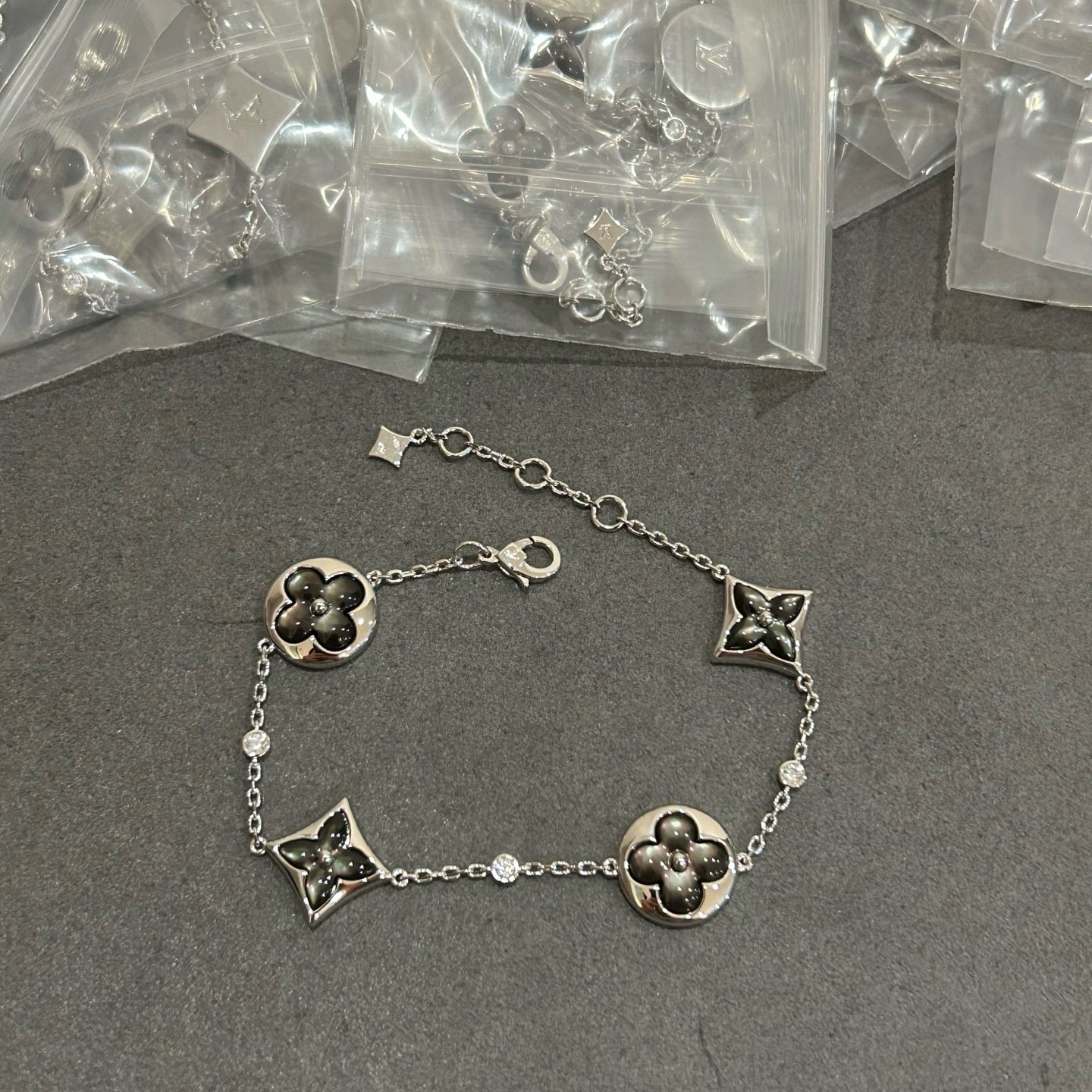 Lulu bb blossom 4 blossom  bracelet-Top tier