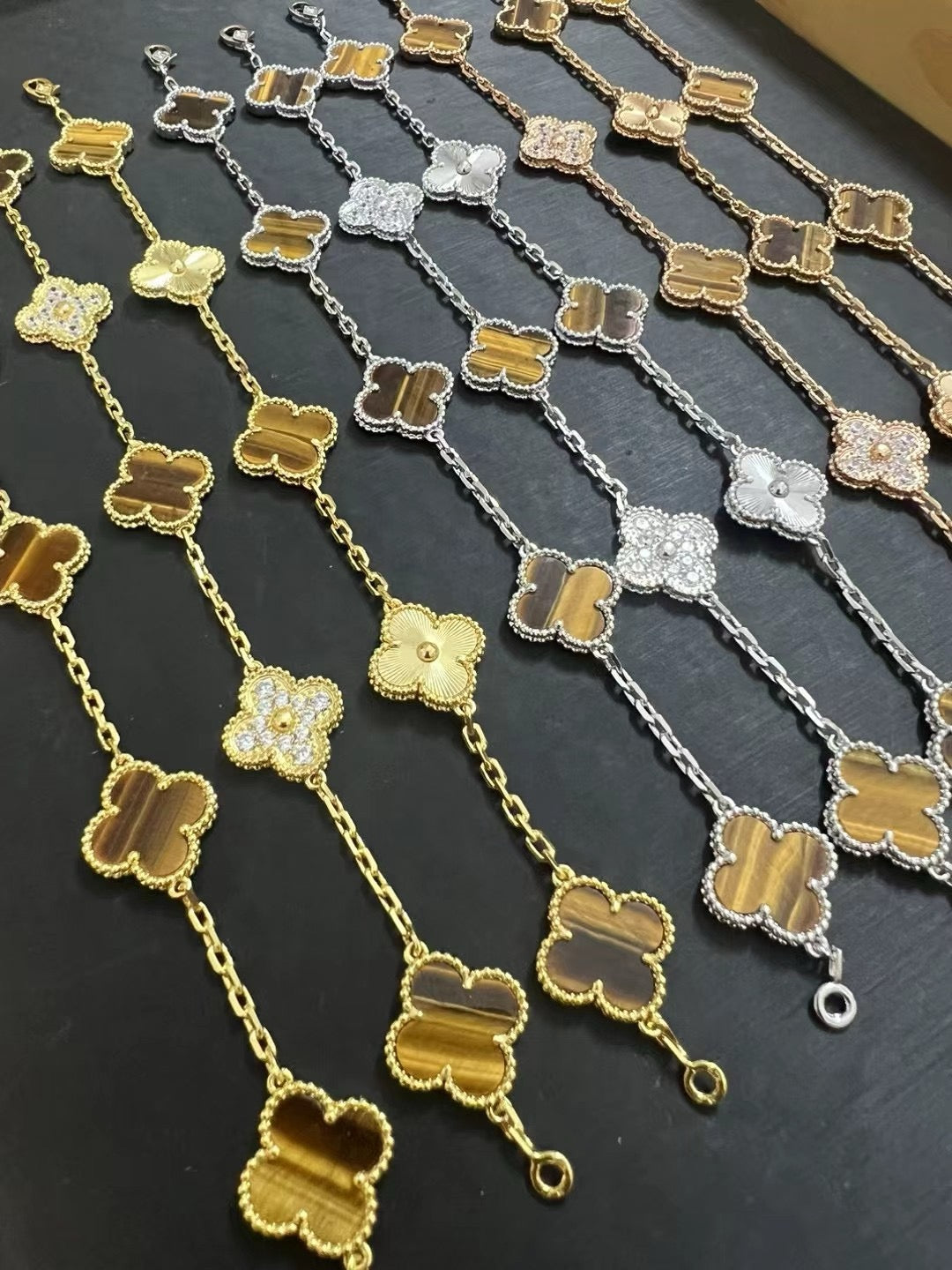 VCA 5 clover bracelet  Collection