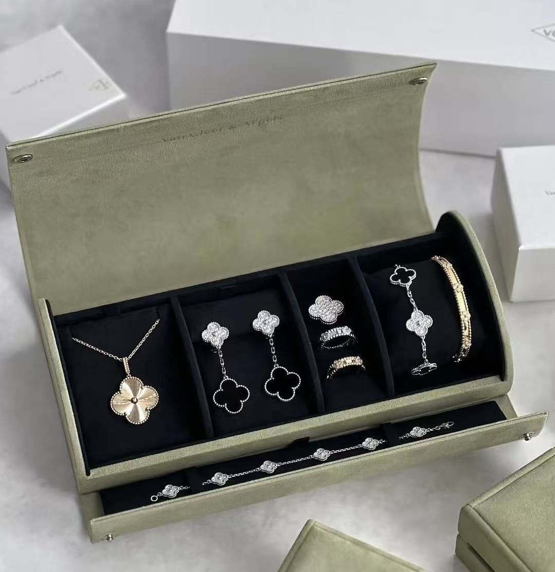TOP Jewelry+Portable jewelry bag