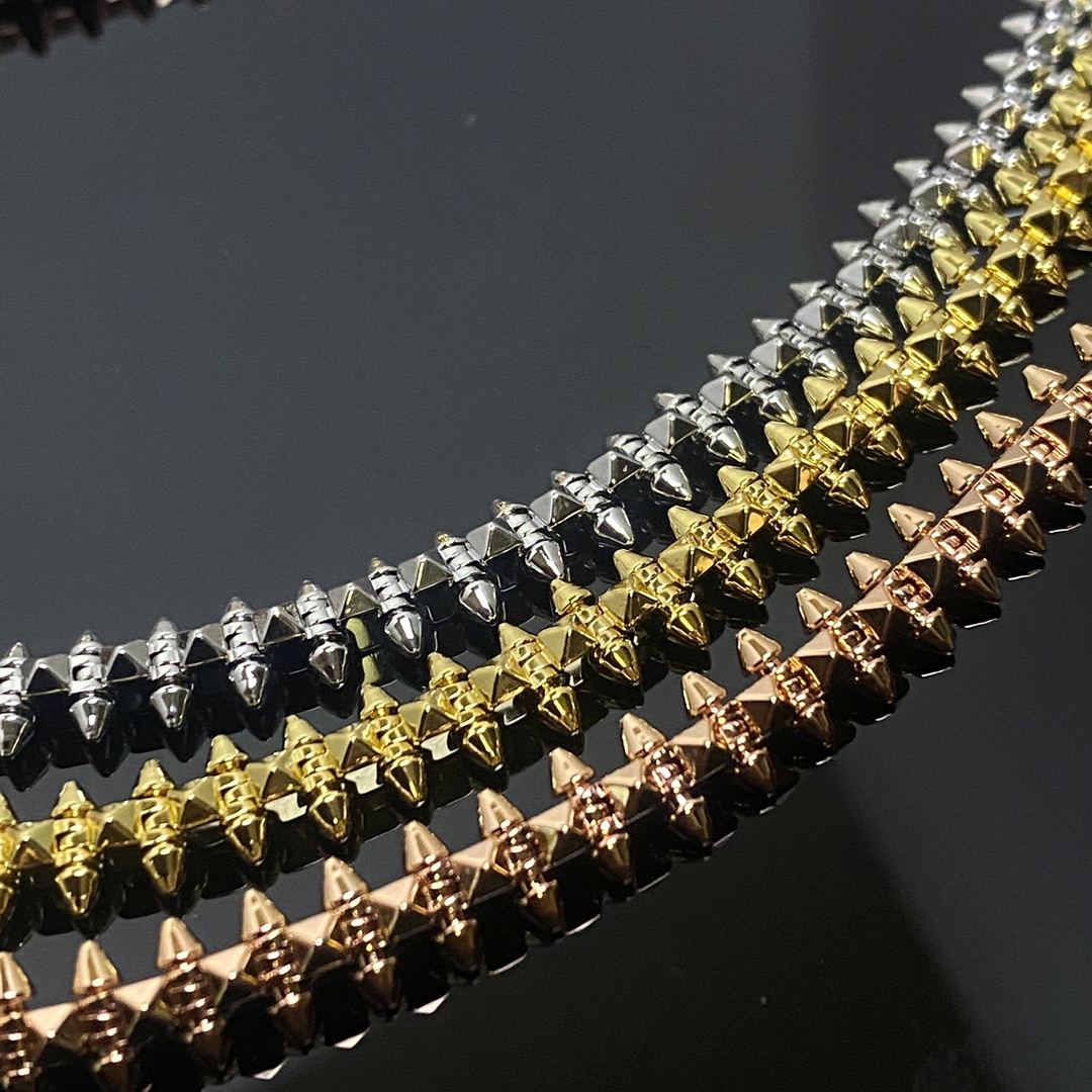 Carti OHEH New Product Studded Necklace
