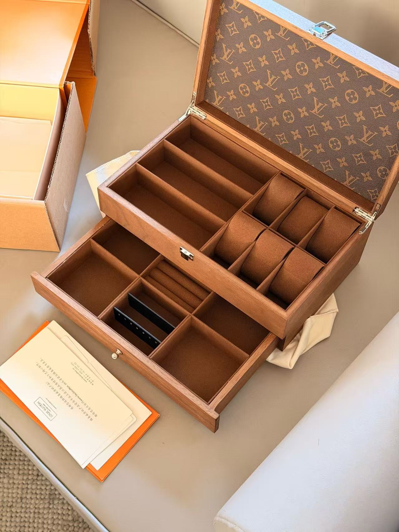 Lulu double-layered jewelry box