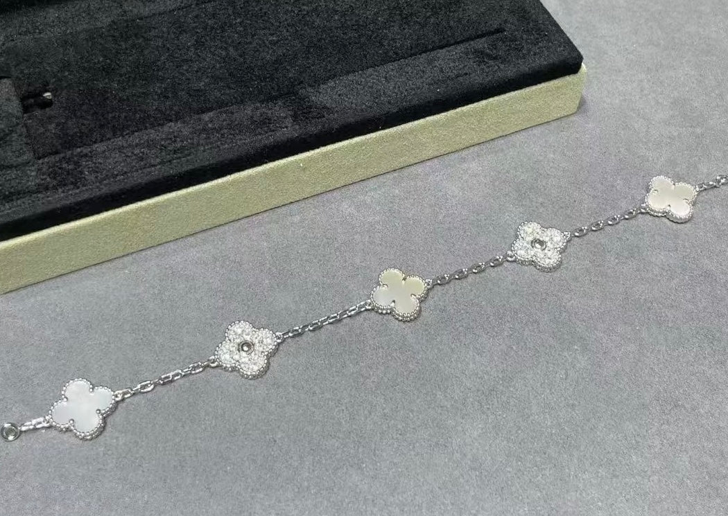 VCA 5 clover bracelet  Collection