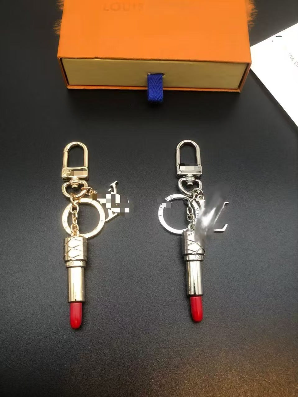 LULU-  Lipstick Bagchain