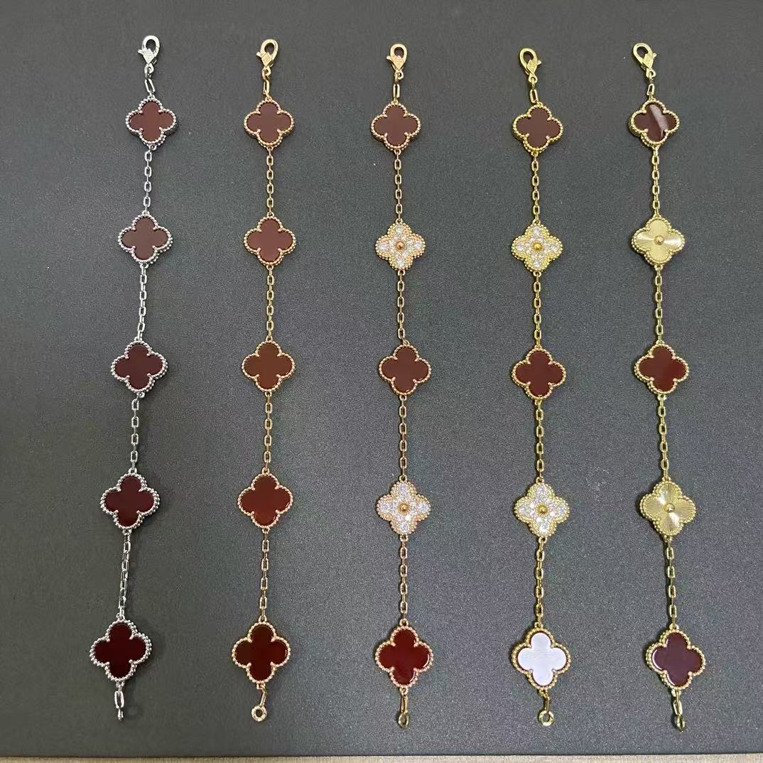 VCA 5 clover bracelet  Collection