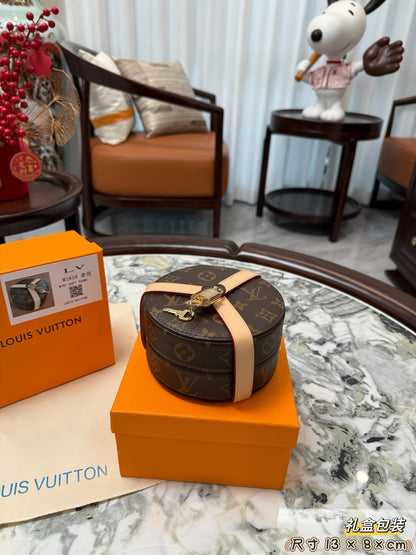 LULU -Cake shaped  storage box
